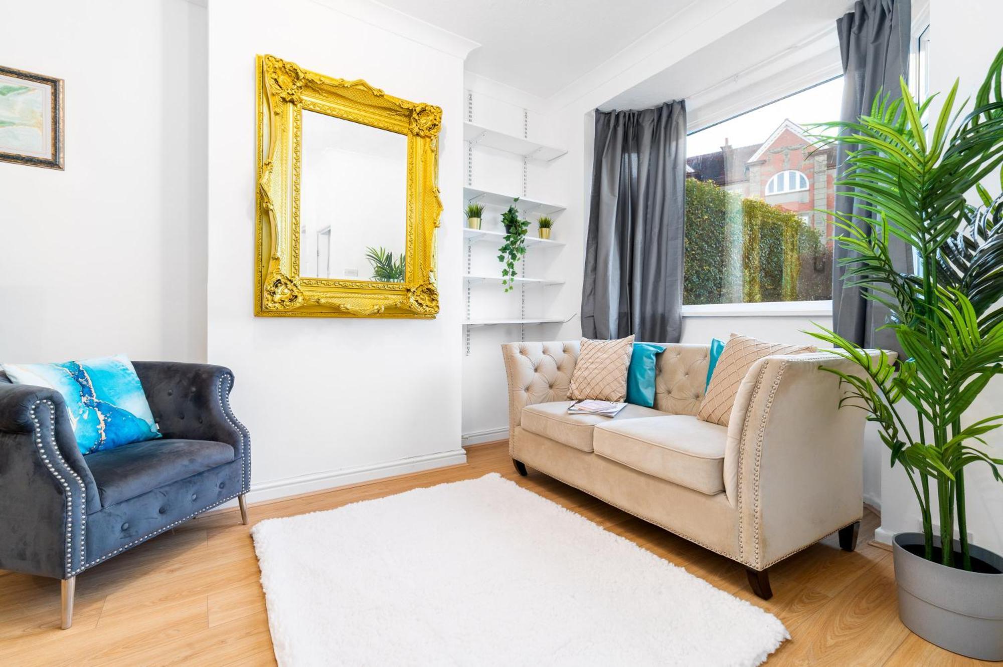 Luxury 3 Bedroom House - Harborne - Parking - Garden - Wifi & Netflix 122G Birmingham Exterior photo